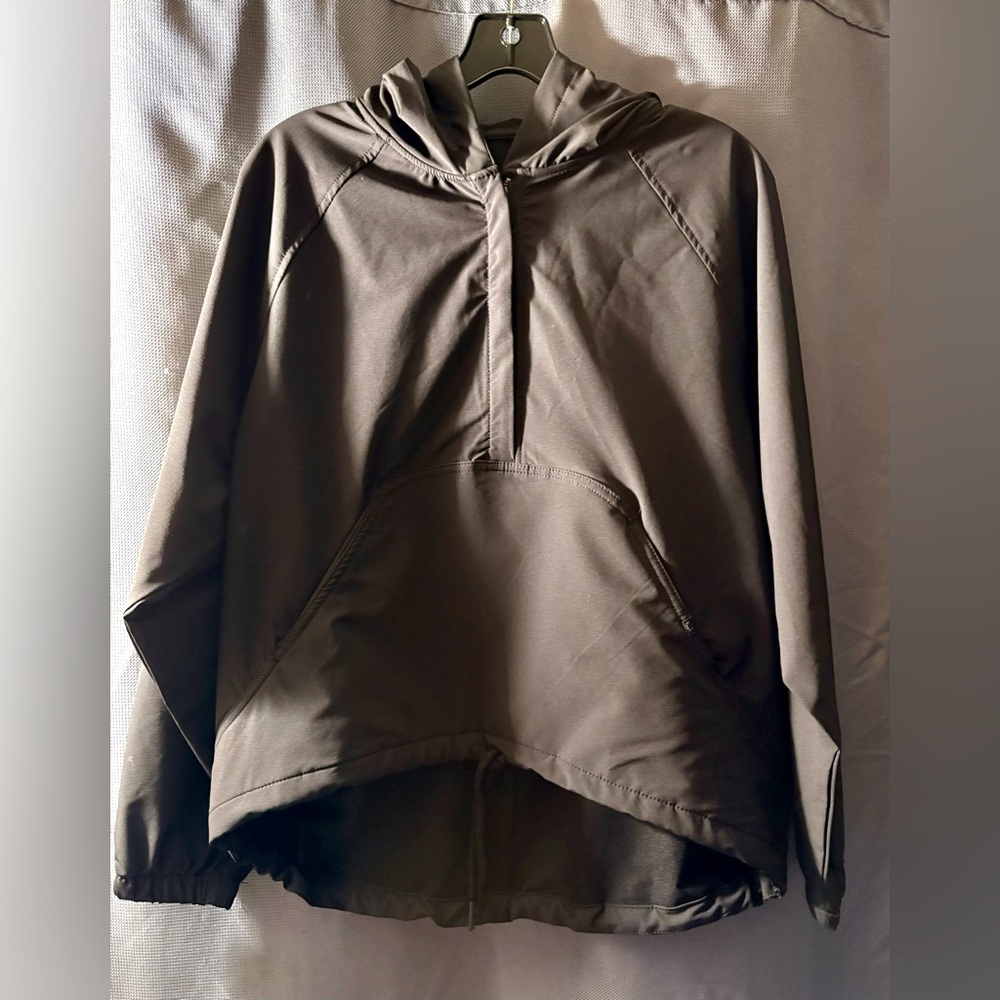 OGIO Women’s Small Blacktop Anorak.